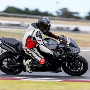 yamaha R1 Bend Raceway